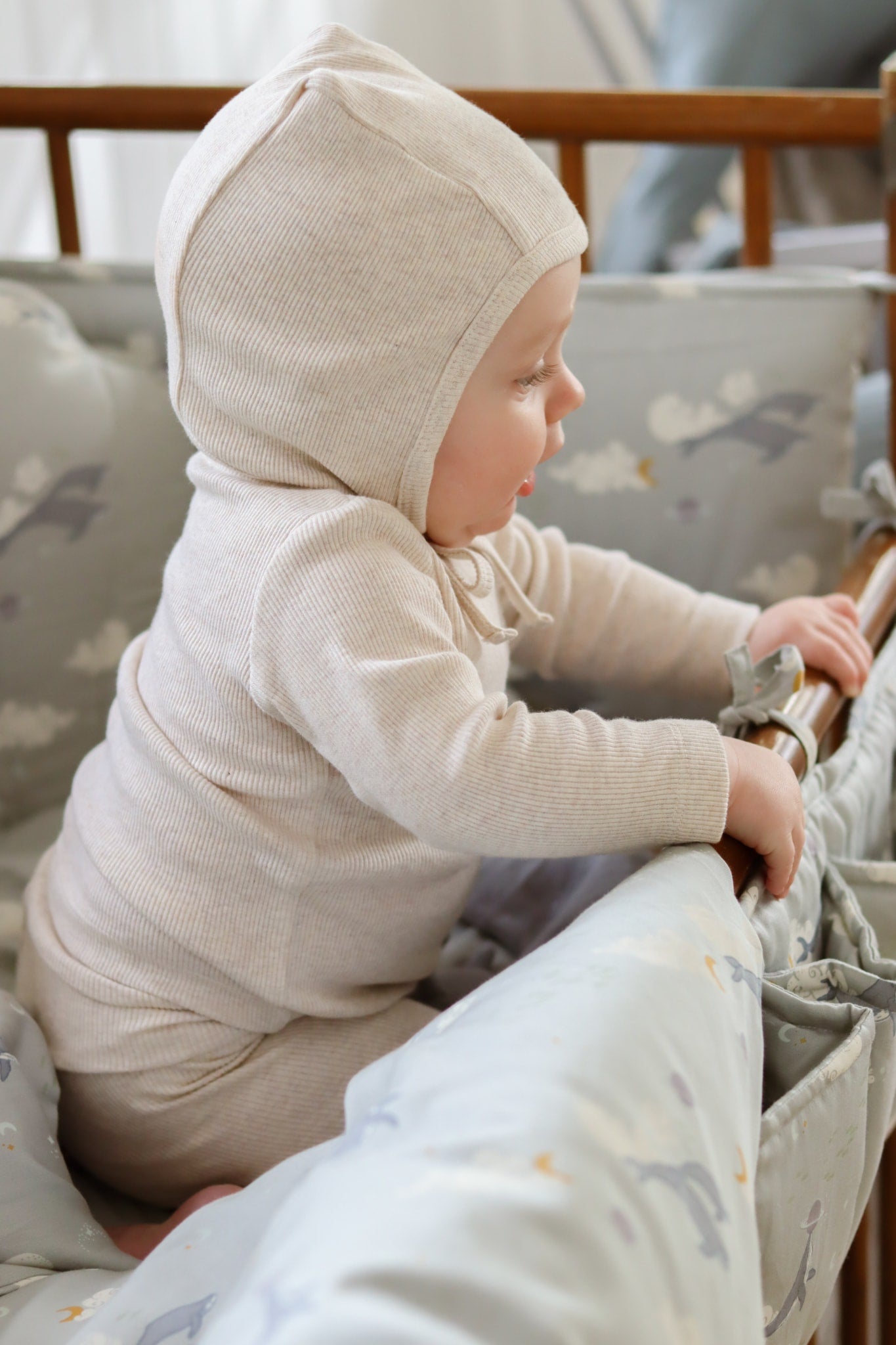 That's Mine Canna hjelm - Light brown melange - 95% Organic cotton / 5% elastan Buy Tøj||Alle||Favoritter||personale||Baby hjelme||alt minus sløjfe||Light brown melange||NOOS||3 for 2 i uge 7||Brown melange||mette-sale here.