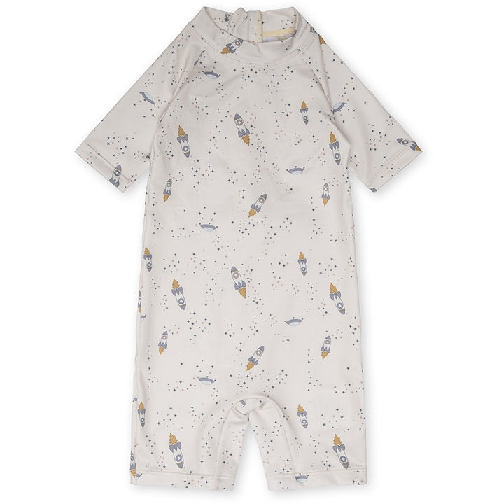 That's Mine Sirius swim onesie - Etoile rocket - 85% Recycled polyester, 15% Elastan Buy Tøj||Badetøj||Nyheder||Alle||Forår & sommer '24 here.