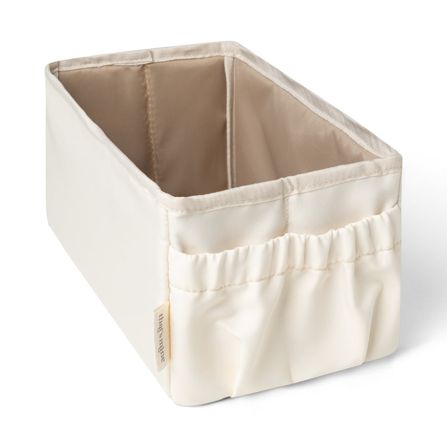 That's Mine Lucy pusleopbevaringskasse - Light creme - 100% recycled polyester Buy Amning & pusletid||Pusle||Favoritter||personale||Pusleopbevaringskasser||NOOS here.