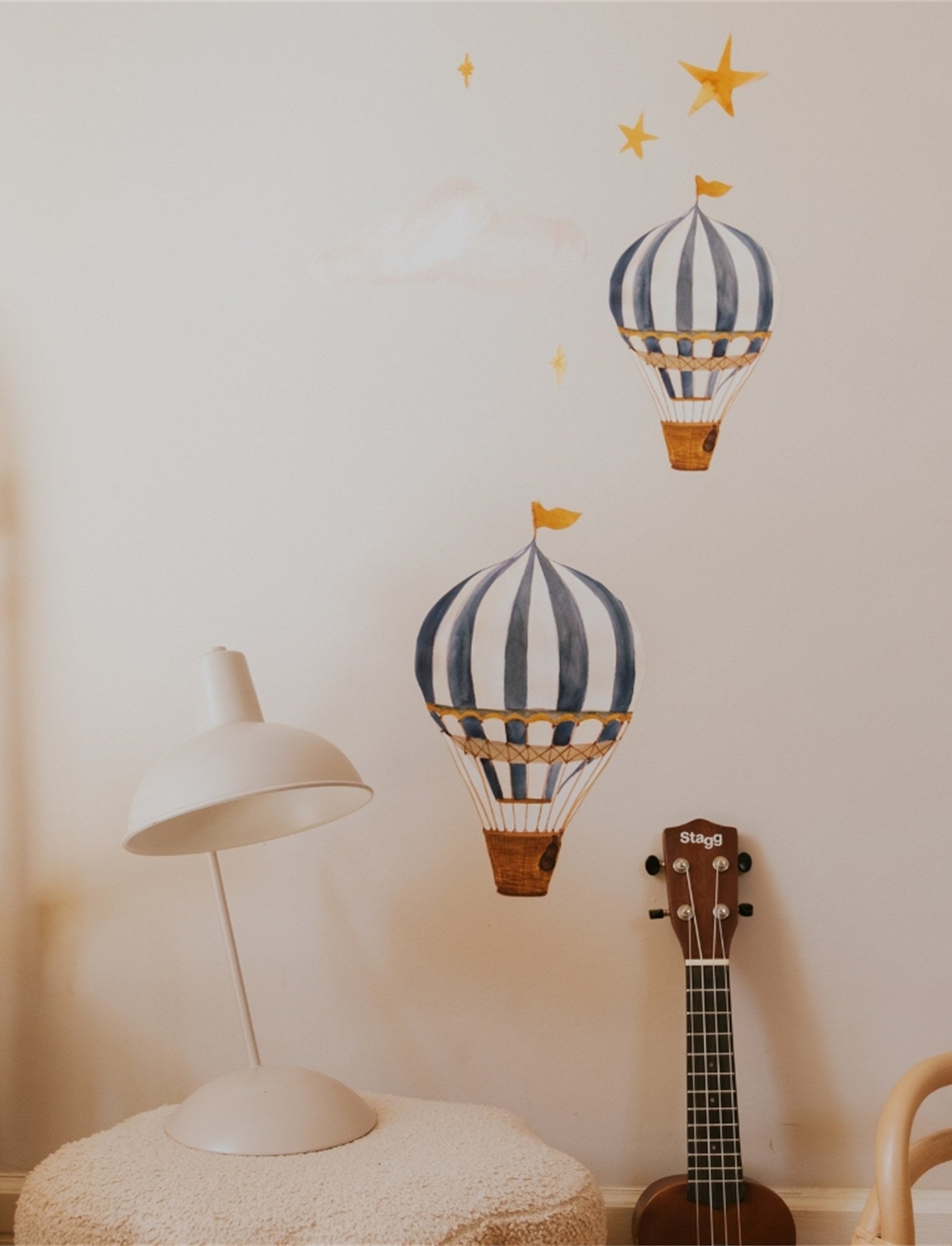 That's Mine Wallsticker drømmende balloner - Blue - 100% Tekstil folie Buy Bolig & udstyr||Børneværelset||Wallstickers||Alle||personale||Efterår & vinter 2025||alt minus sløjfe||NOOS||AW25 NOOS||mette-sale||Orderly Emails - Recommended Products||Udstyr til børneværelset||All here.